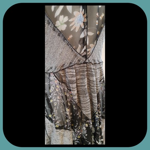 MINKAS || Long Flowy Boho Vest/Cardigan (SIZE S) - Picture 5 of 7